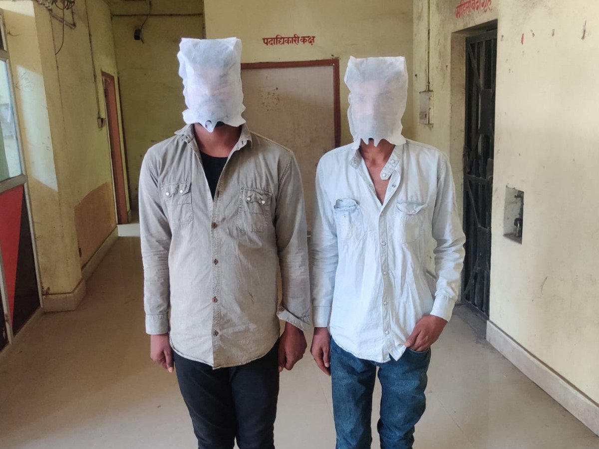देसी कट्टा के साथ दो अपराधियों को पुलिस ने किया गिरफ्तार