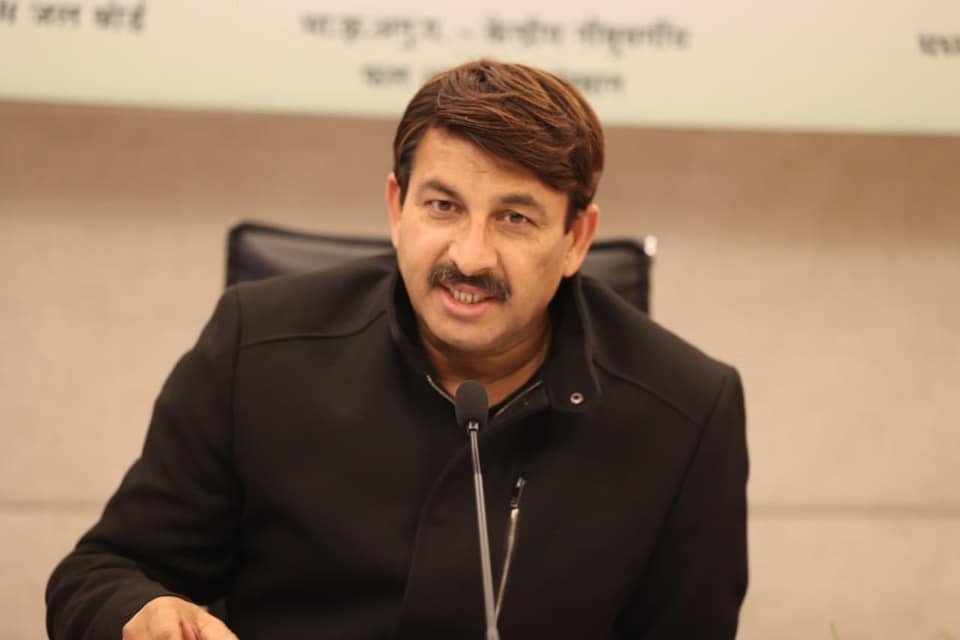 मनोज तिवारी: (उत्तरी दिल्ली सांसद) यूक्रेन और रूस के युद्ध की वजह से भारत मे बढ़ी महंगाई