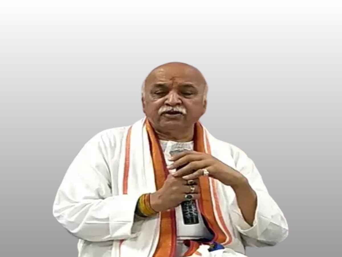 अंतरष्ट्रीय हिन्दू परिषद् के अध्यक्ष प्रवीण तोगड़िया ने विशेष समुदाय पर फिर साधा निशाना !