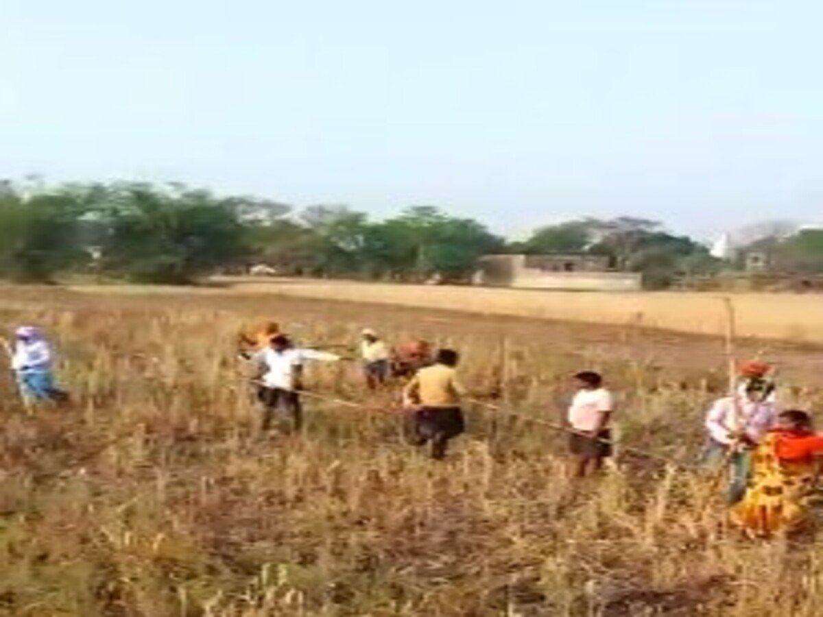 भूमि विवाद को लेकर दो पक्षों में जमकर मारपीट चली गोली, 14 जख्मी, तीन बदूक 9 गोली बरामद