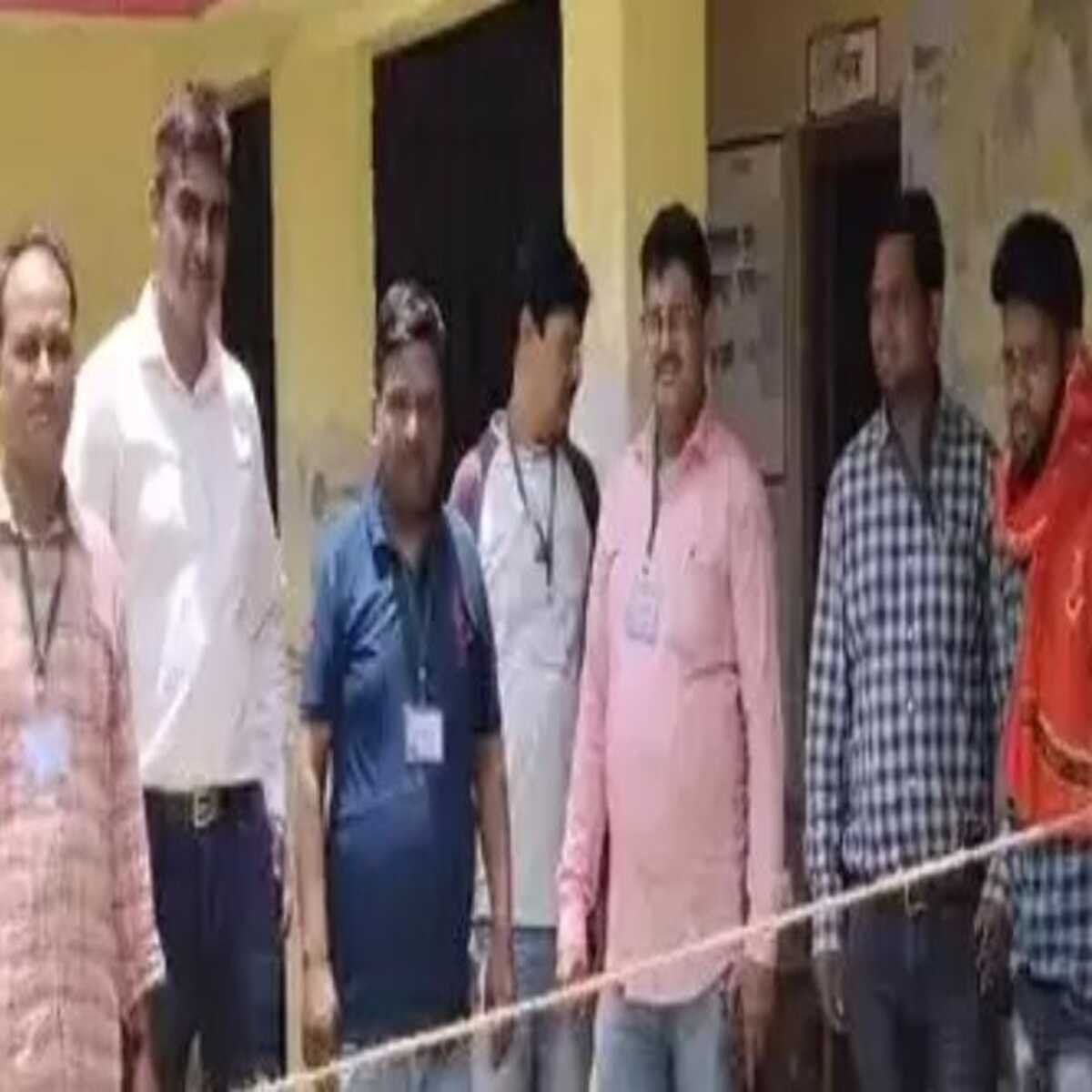 चंदौली: सकलडीहा पीजी कॉलेज में छात्रसंघ का चुनाव शुरू, 17 उम्मीदवारों के भाग्य का फैसला