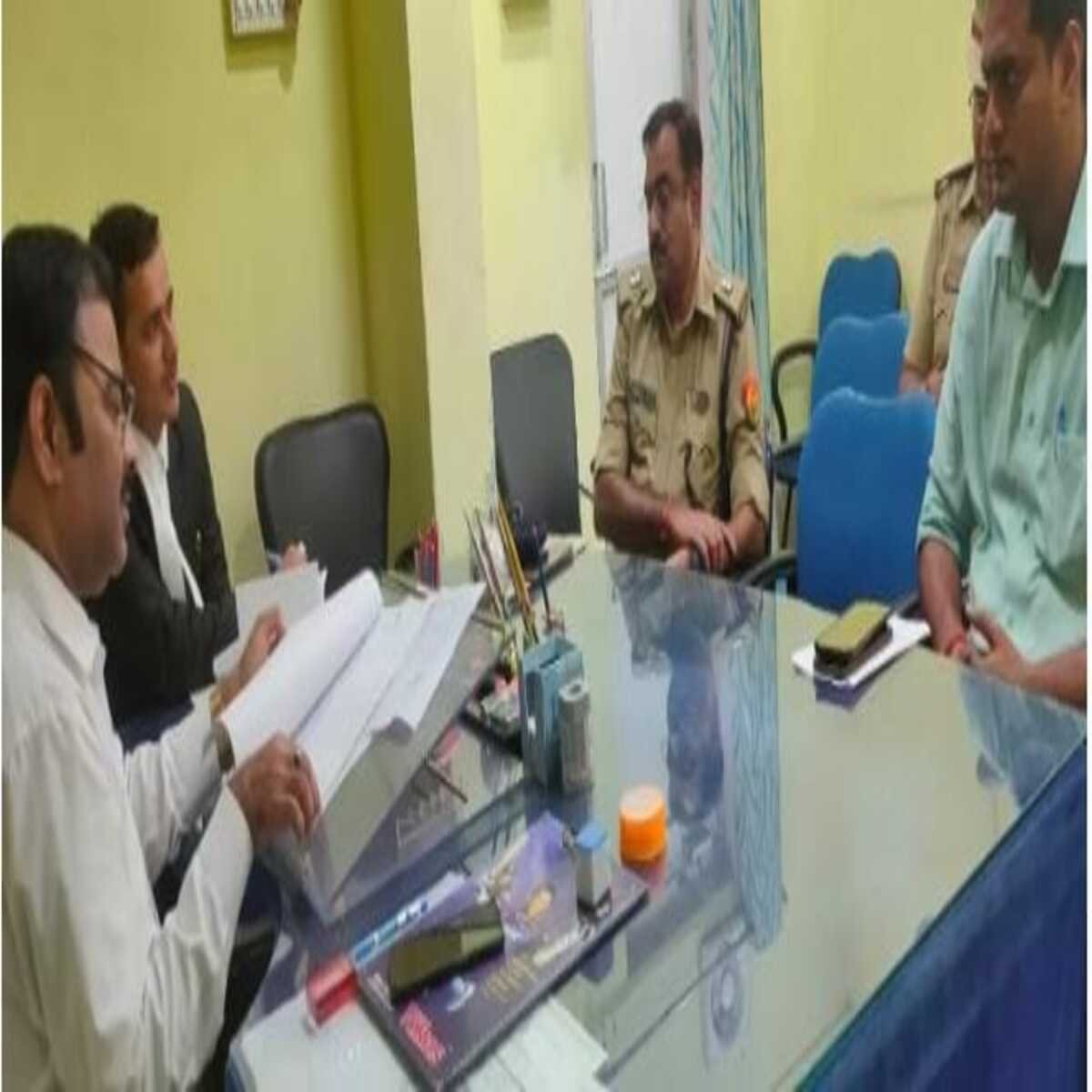 आधे से अधिक सजा काट चुके कैदियों को छोड़ने पर चर्चा, जुर्म स्वीकार करने वालों का लोक अदालत में चलेगा मुकदमा