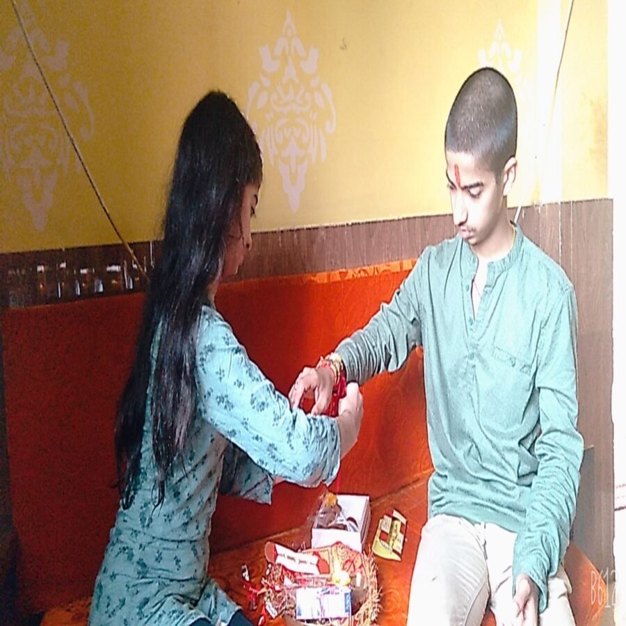 करगहर : भाई बहन के स्नेह और प्रेम का प्रतीक है रक्षा बंधन पर्व