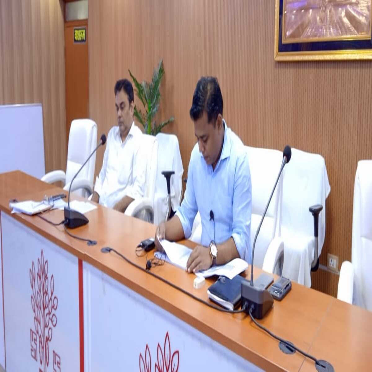 सासाराम : मनरेगा अन्तर्गत मानव दिवस सृजन में महिलाओं की भागीदारी पर बल 
