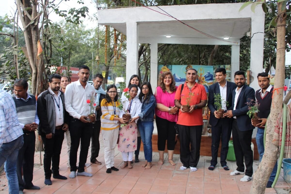 इंदौर स्थित वन स्टॉप सॉल्यूशन आधारित कंपनी ने 6 वर्ष पूरे कर शहर में किया प्लांटेशन