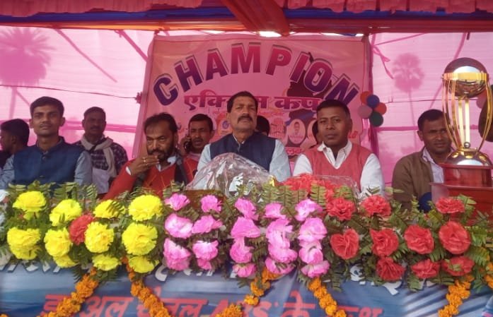 स्वर्गीय राजेश सिंह स्मृति एक्सिस क्रिकेट टूर्नामेंट का आयोजन