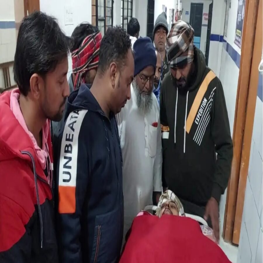 सड़क दुर्घटना में वार्ड पार्षद के भाई समेत दो घायल
