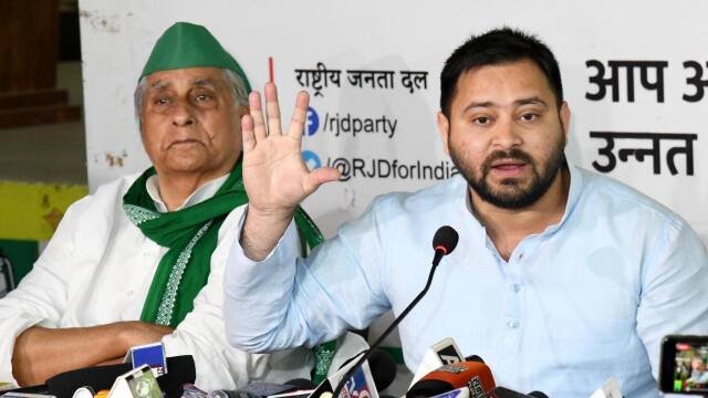 उपमुख्यमंत्री तेजस्वी यादव के करीबी को जेडीयू कोटे के मंत्री ने बताया ‘साइको’, जानिए पूरी इनसाइड स्टोरी!