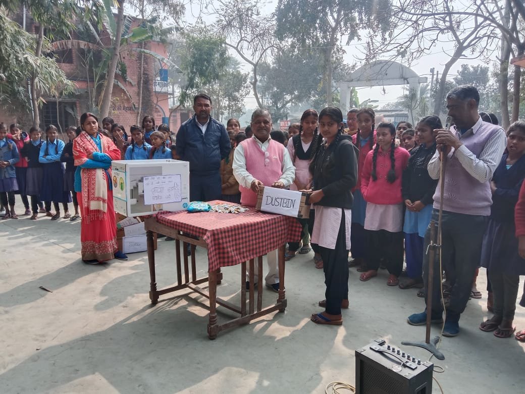 स्वच्छ और सुंदर परिसर ही हमारे विद्यालय की पहचान