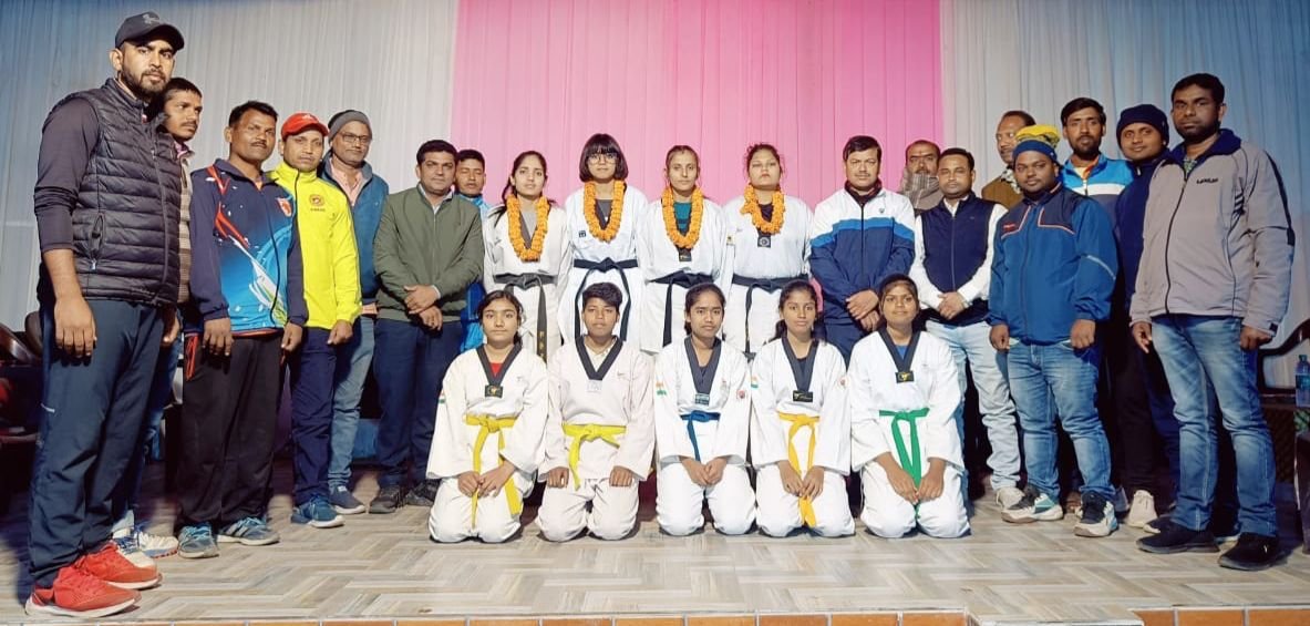 सुस्पष्ट लक्ष्य निर्धारित कर मेहनत करने वालों को ही मिलती है सफलता
