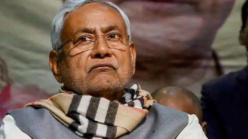 ब्रेकिंग: सीएम नीतीश कुमार लेंगे राजनीति से संन्यास! तेजस्वी यादव बन पाएंगे मुख्यमंत्री?