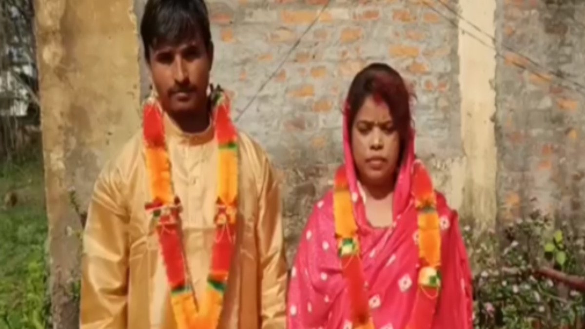 थाने में प्रेमी ने प्रेमिका की मांग में भरा सिंदूर, पुलिसवालों ने धूमधाम से कराई शादी!