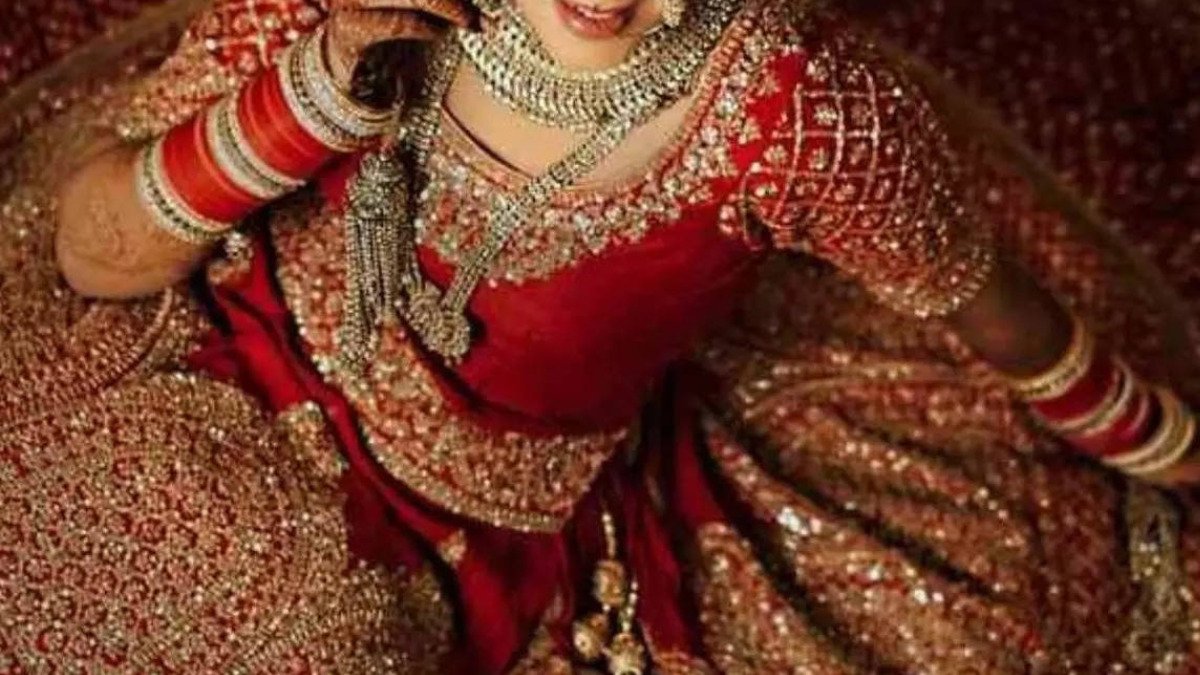 बिहार में शादी से पूर्व दुल्हन का विडियो वायरल, दुल्हे ने तोड़ा रिश्ता तो बाप को आया हार्ट अटैक!