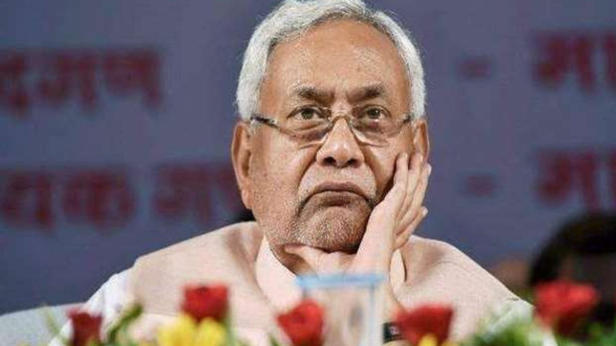 बिहार: सीएम नीतीश के विधायक ने शिक्षा मंत्री को बताया ‘साइकोपैथ मरीज’, धर्म परिवर्तन की दी सलाह!