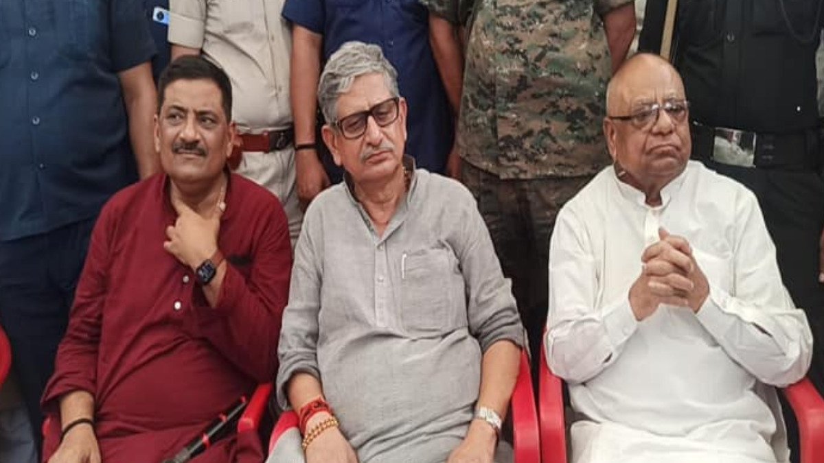 अपने ही अभिनंदन समारोह में गुस्से से बौखलाए ललन सिंह, मंच छोड़ कर नीचे जा बैठे