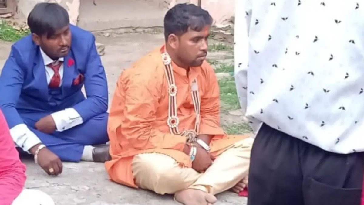 मंडप पर सोने की चेन-पलंग लेने की जिद पर अड़ा दूल्हा, ससुरालवालों ने बनाया बंध’क!