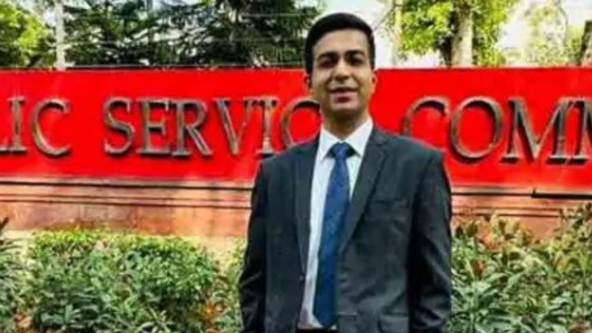 UPSC Topper Success Story: पुलिस कमिश्नर की बेटी के बाद दामाद भी बने IAS Officer