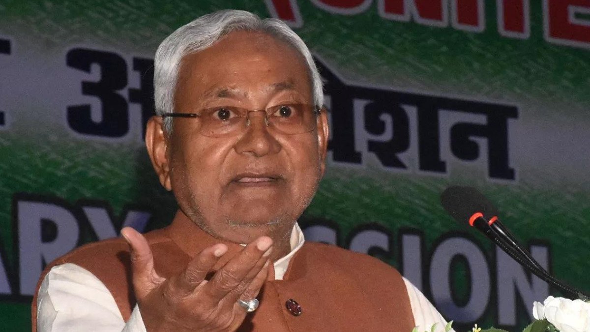 सीएम नीतीश कुमार कुछ दिन में मुख्यमंत्री पद से देंगे इस्तीफ़ा! सियासी गलियारे में मचा हड़कंप!