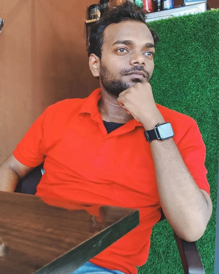 रोहित राज 19 साल की उमर में बने इंडियन यंगेस्ट साइबर सिक्युरिटी रिसर्चर एवं एथिकल हैकर