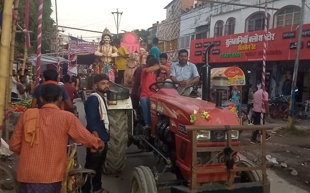 समापन: नम आंखों से कान्हा को दी गई विदाई के दौरान उमड़ा जन सैलाब