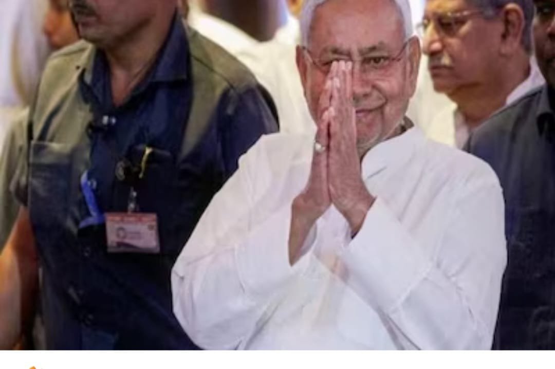  एक्शन में नीतीश कुमार! समय पर पहुंच रहे सचिवालय, राजनीति तेज
