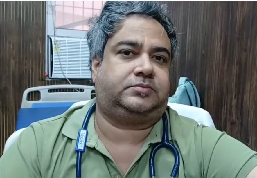 डॉक्टरों की हड़ताल से सदर अस्पताल में भटकते रहे मरीज, 40 किमी दूर से आए दिव्यांग को भी नहीं मिला इलाज